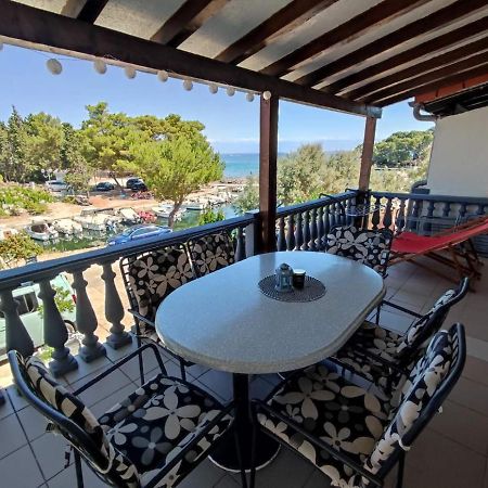 Apartmani Matjacic - Ugljan Kültér fotó